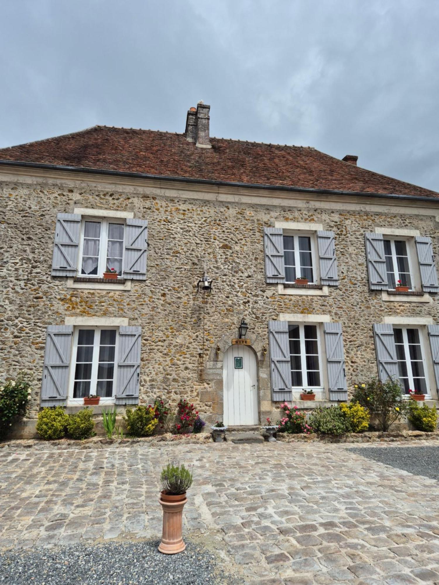 Hotel Domaine De La Ferme De Jean Grogne Fontenay-Trésigny Zewnętrze zdjęcie